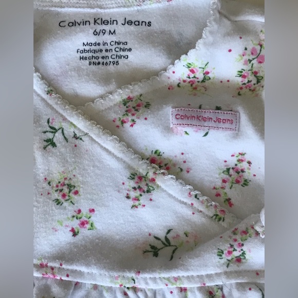 Calvin Klein Jeans Girls’ Two-Piece Outfit- 6-9 Months - Picture 2 of 10